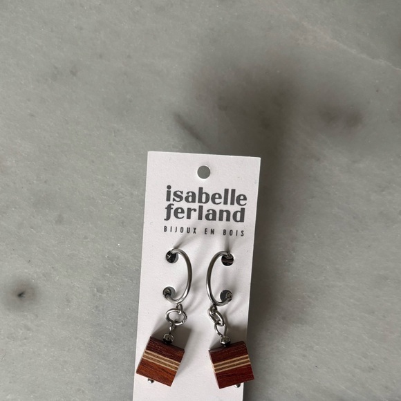 Isabelle Ferland Minimalist Wooden Earrings - Picture 2 of 6